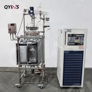 保溫設(shè)計(jì)雙層玻璃反應(yīng)釜20L、30L、50L、100L